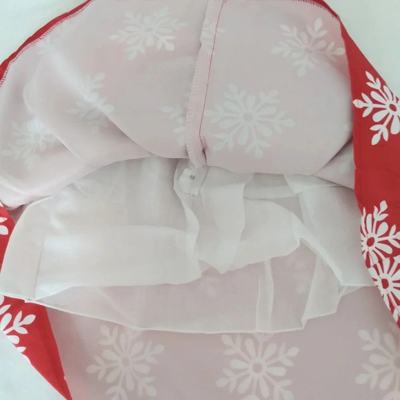 Girls Christmas snowflake underskirt red bow dress NWT - Picture 3 of 4